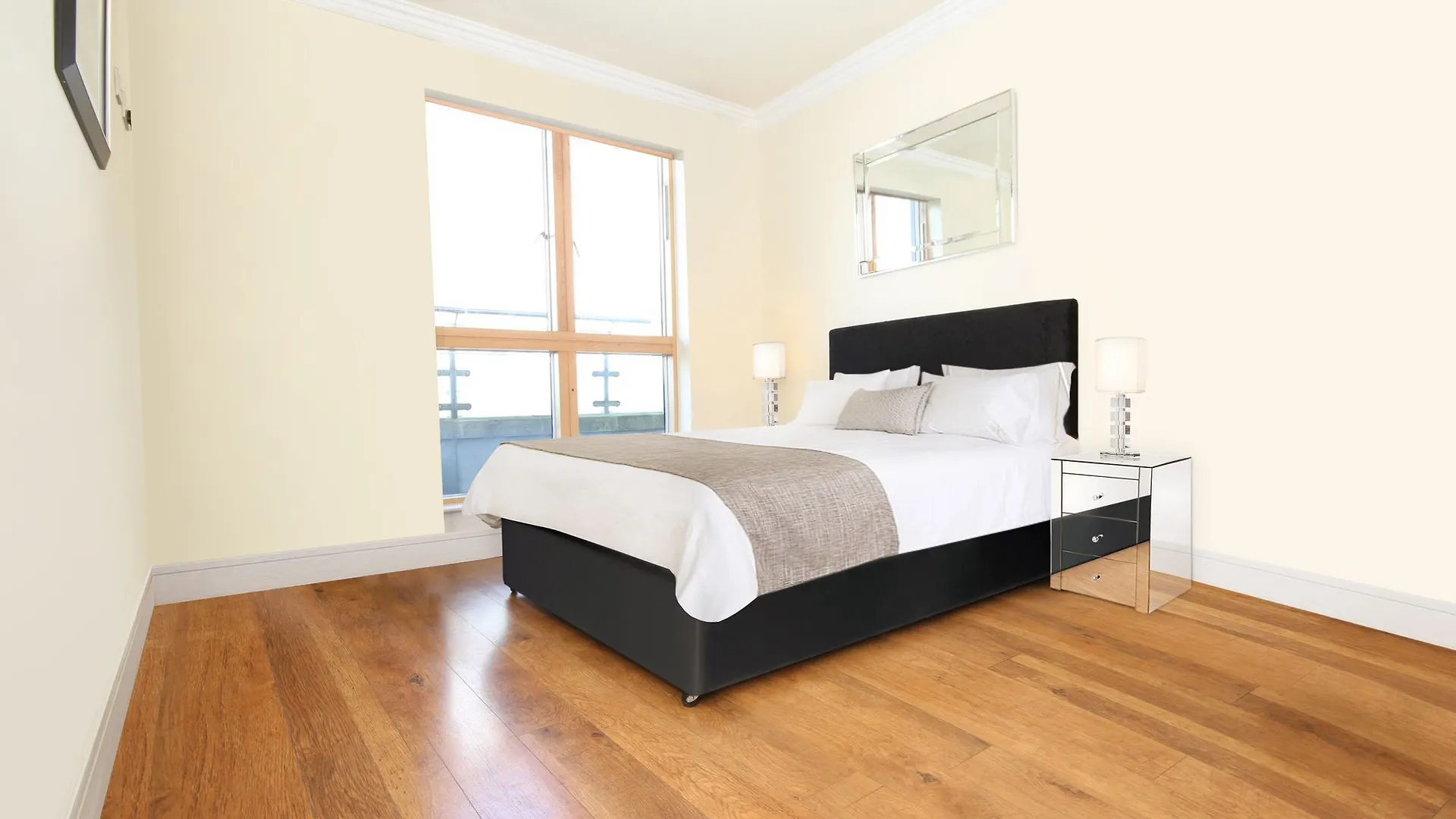Hanover Dock Suite Dublin Apartment
